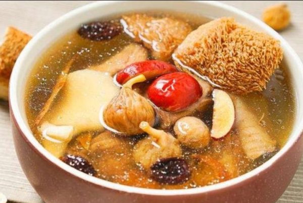 Canh suon nam dau khi