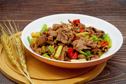 Bò Mỹ xào cần 1 bo my xao can