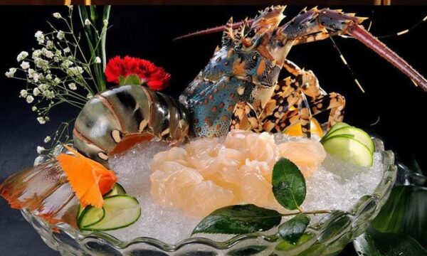 sashimi tom hum bong