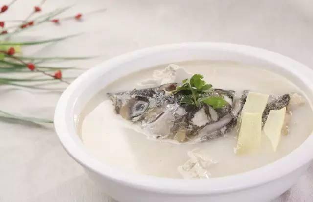 Đầu Cá Hầm Củ Cải 1 Dau ca ham cu cai soi.1